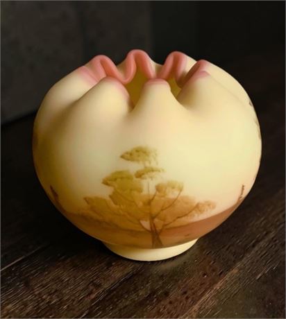 Fenton Scenic Burmese Glass Rose Bowl Vase