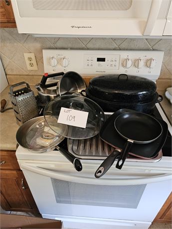 Mixed Pot & Pan Lot- Enamel Roaster, Fry Pans, Tea Kettle & More