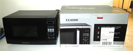 Faberware 900 Watt Microwave Oven