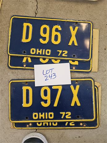 Vintage 1972 Consecutive Numbers License Plates
