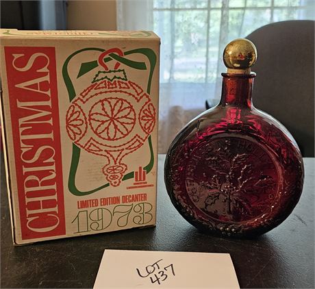 Wheaton Limited Edition 1973 3in Series Ruby Christmas Holly