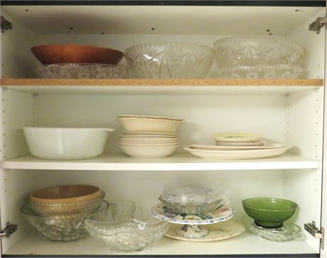 Cabinet Cleanout: Kitchen Items