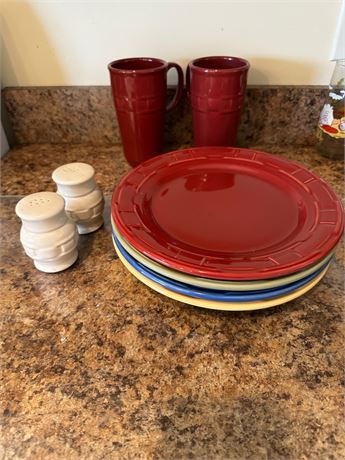 Longaberger Dish ware Set