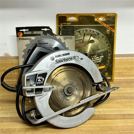 Black & Decker 7 1/4 Sawforce 100 Circular Saw w/ Add't Blades