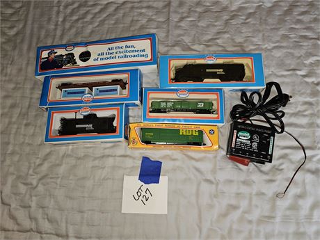 Model Power Silver Cloud Set: NS Engine & Caboose / Track / Cars & More