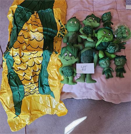 Jolly Green Giant Collectors Lot - Plush, Plastic Dolls, Blow-Up
