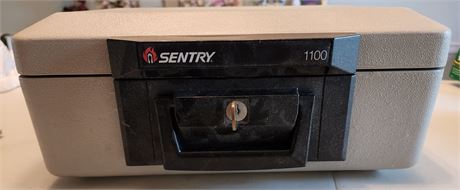 Sentry Safe w/ Key