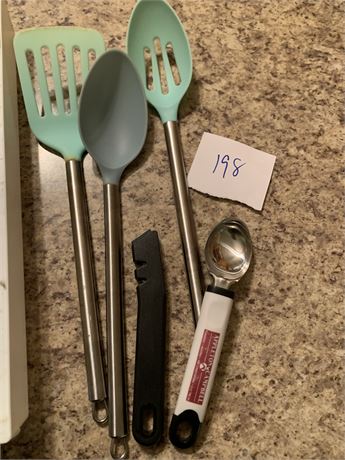 Kitchen Utensil Lot Spatula Spoons Ice Cream Scoop