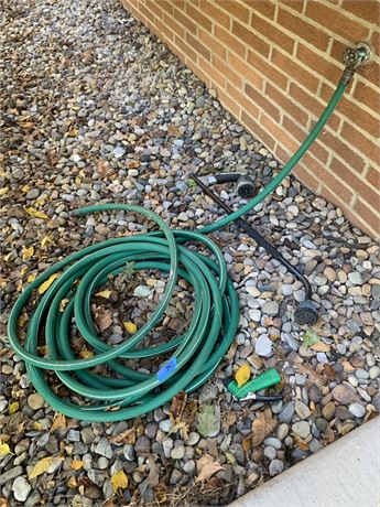 Garden Hose and Sprayers Lot