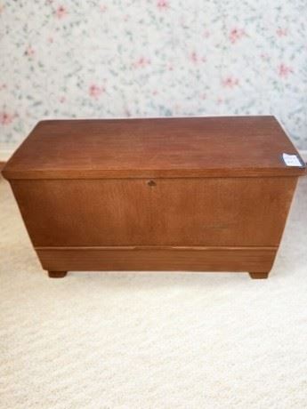 Cedar Wood Hope Storage Chest