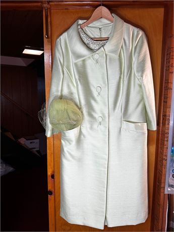 Women's Green O'NEILS Dress with Jacket and Matching Hat