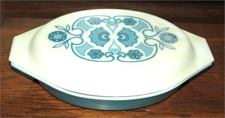 Vintage Pyrex Dish