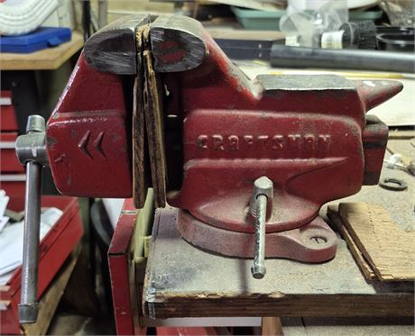 Craftsman Vise