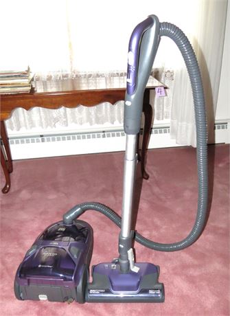Kenmore 600 Series Canister Vacuum Cleaner