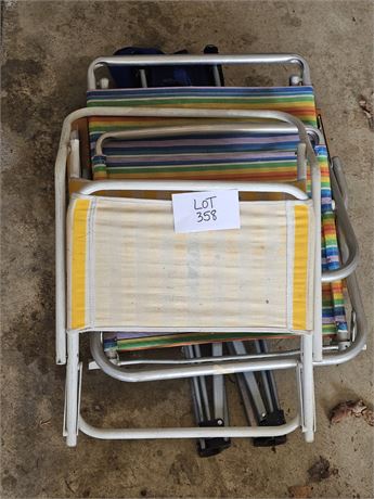Standard Size Folding Chairs