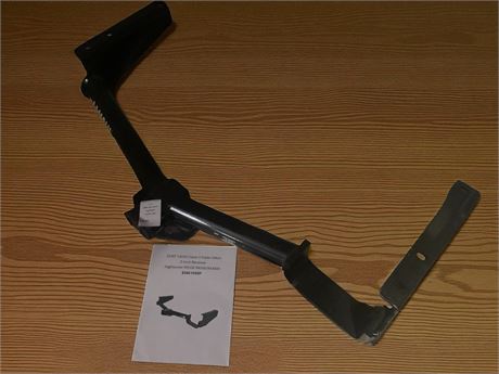 CURT 13530 Class 3 Trailer Hitch Toyota Highlander RX330, RX350 & RX400h