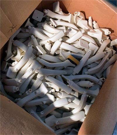 Hand Squeegees Dish Scrubber Brush Handle Lot  1 Box