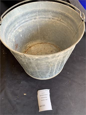 Reeves 10 QT Galvanized Bucket
