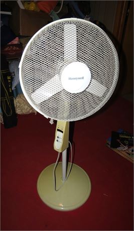 Honeywell Floor Fan