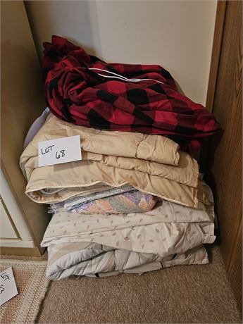 Mixed Blanket Lot - Throws / Electric Blanket & More - Mixed Sizes