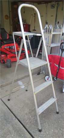 Step Ladder