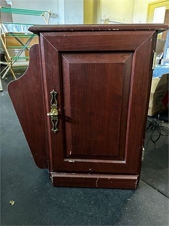 Cherry wood Sauder End Table With Magazine Holder