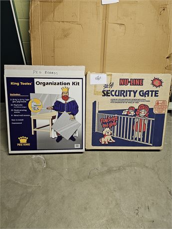 Pet/Baby Gate & Peg Board