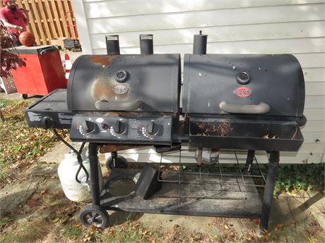 Chargriller Grill