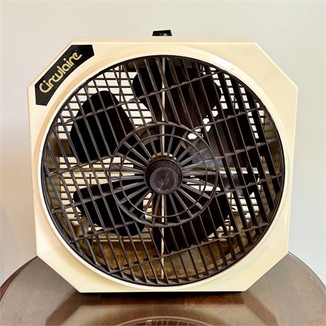 Circulaire 3-Speed Table Fan