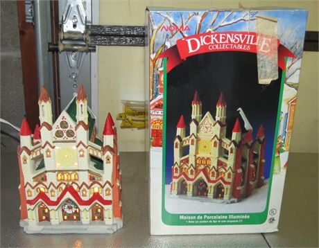 Dickens Collectibles Lighted Church