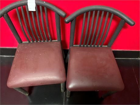 Vinyl Padded Metal Framed Restaurant/Pub/Diner Chair Set In Maroon & Black