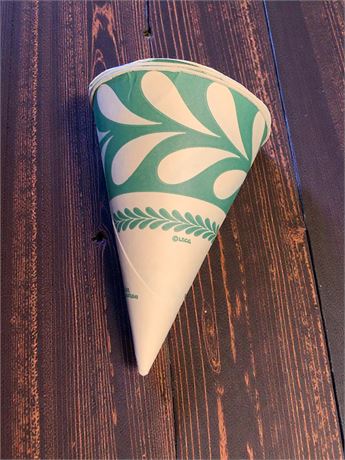 Lot of Lily Paper Snow Cone Cups No. 14C (14 Ounce)
