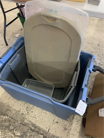 Storage Totes & Lids
