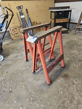 Hirsh Iron Horse Sawhorse Set