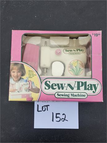 Vintage Sew-N-Play Battery Op Kids Sewing Machine In Box