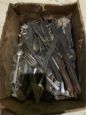Vintage Tarnished Silverware/Cutlery/Flatware Lot (1 Box)