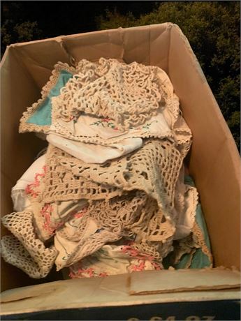 Vintage Crocheted Doily Lot & More