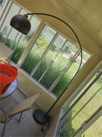 Adjustable Tension Arched Floor Lamp
