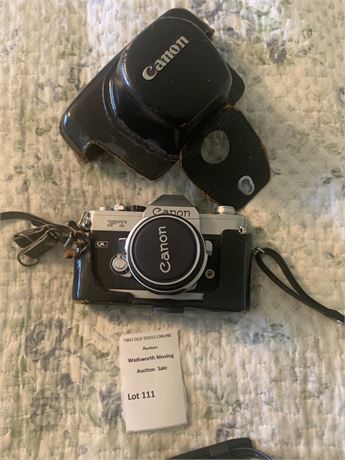 Canon FT QL 35mm SLR Camera W/Canon FD 50mm f/1.8 Lens & Carrying Case