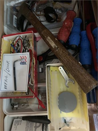 Kitchen Junk Drawer Cleanout (Tools & More)