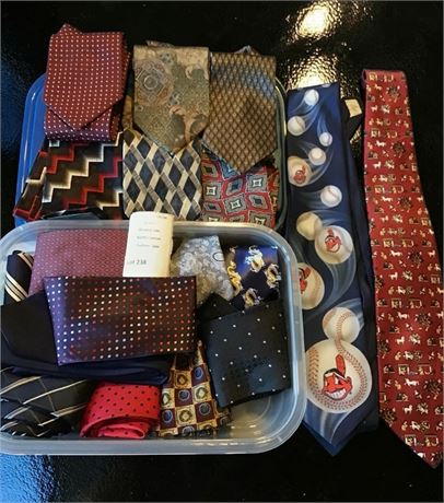 Men's Neck Ties Kailong, Baijian, Sienna Collection 100% Silk & More (19 Total)