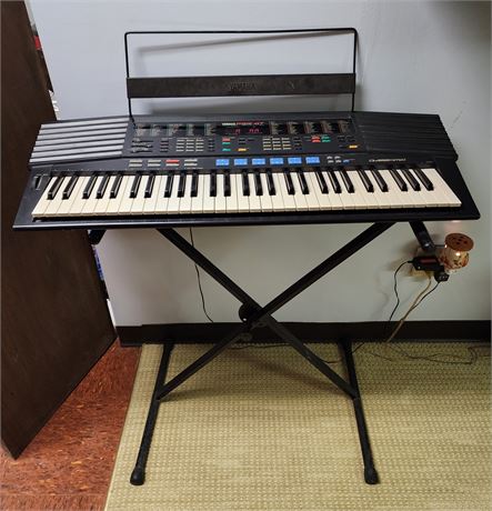 Yamaha PSR-47 Keyboard, Stand