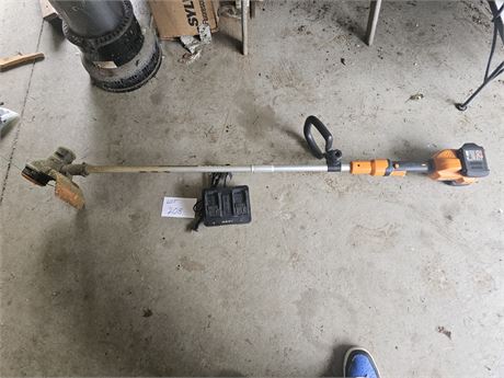 Worx 40V Weed Wacker With Batteries & Charger