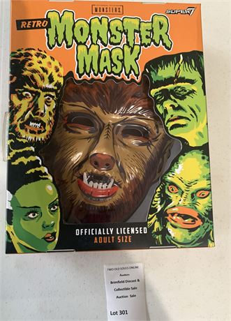 Super7 Universal Monsters Retro The Wolfman Monster Mask (Adult Size)