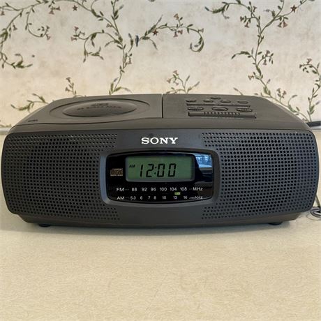 Sony Alarm Clock w/ Compact Disc AM/FM Radio