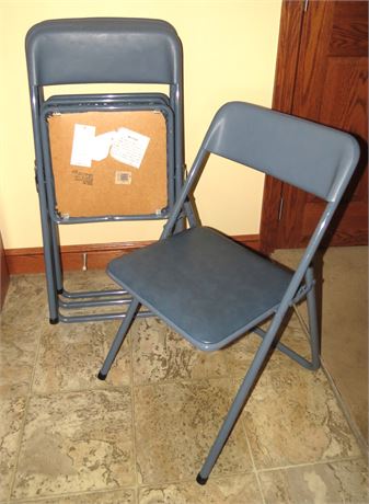 4 Folding Chairs