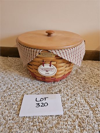 Longaberger 1999 Collectors Club Homestead Basket with Liner & Lid