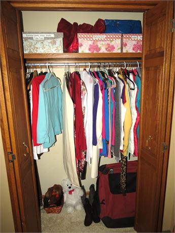 Closet Cleanout: Women's Clothing