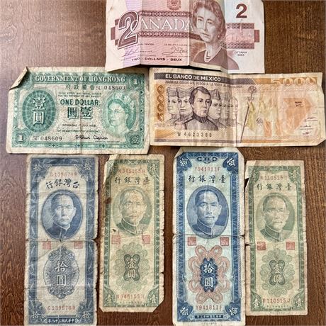 Vintage Foreign Currency Lot