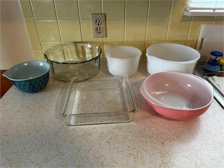 Pyrex, Glass Bake and Other Dishes